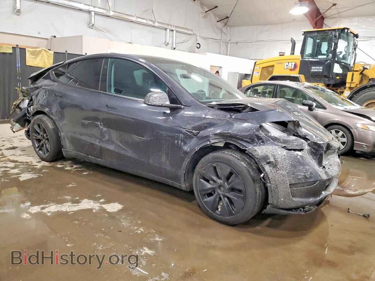 2024 TESLA MODEL Y - VIN: 7SAYGDEE8RF160817 - Photo 4