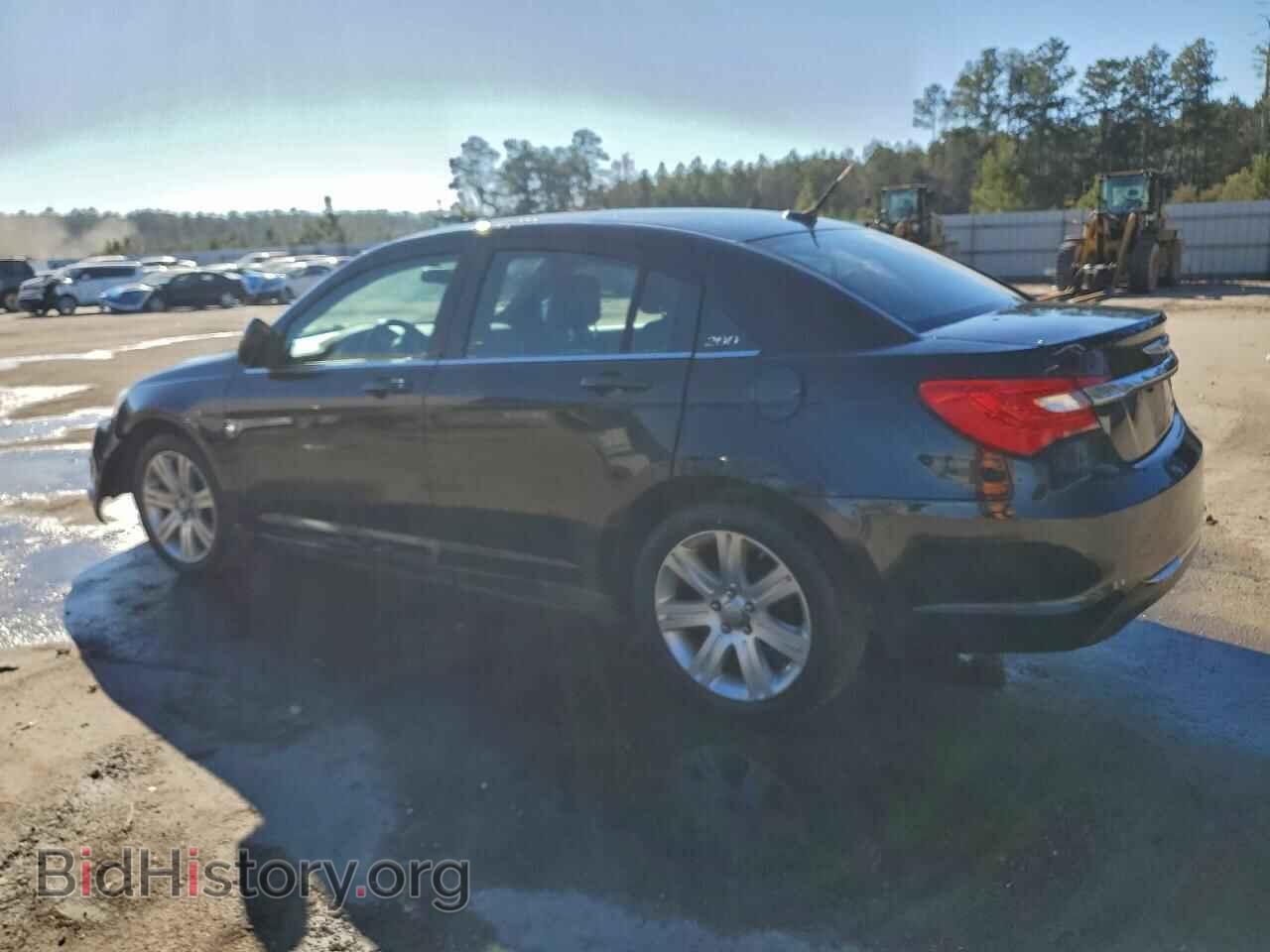 2012 CHRYSLER 200 - VIN: 1C3CCBBB4CN268981 - Фото 2