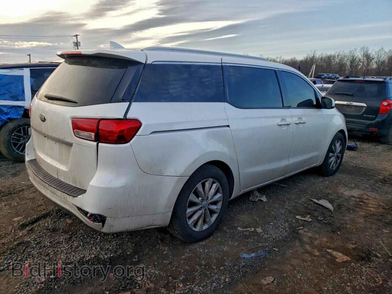 2015 KIA All Models - VIN: KNDMC5C10F6046086 - Photo 3