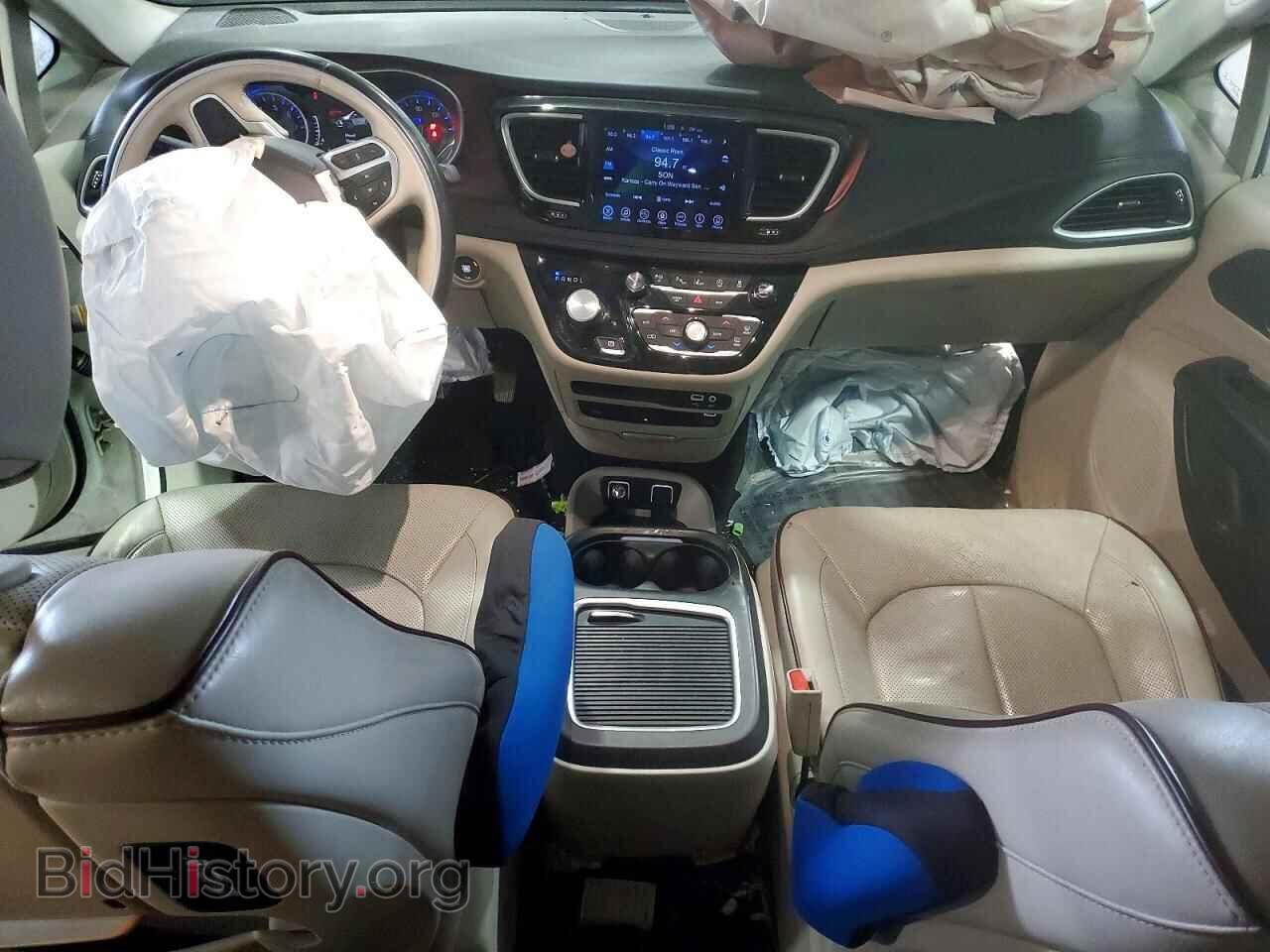 2017 CHRYSLER PACIFICA - VIN: 2C4RC1GGXHR744973 - Фото 8