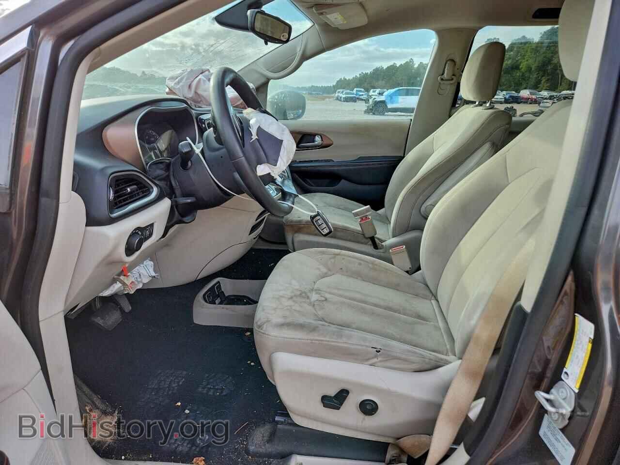 2017 CHRYSLER PACIFICA - VIN: 2C4RC1DGXHR571914 - Фото 7