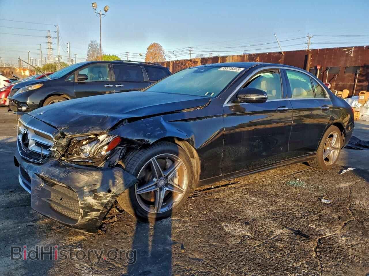 Фотография WDDZF4JB1HA021724 - MERCEDES-BENZ E-CLASS 2017
