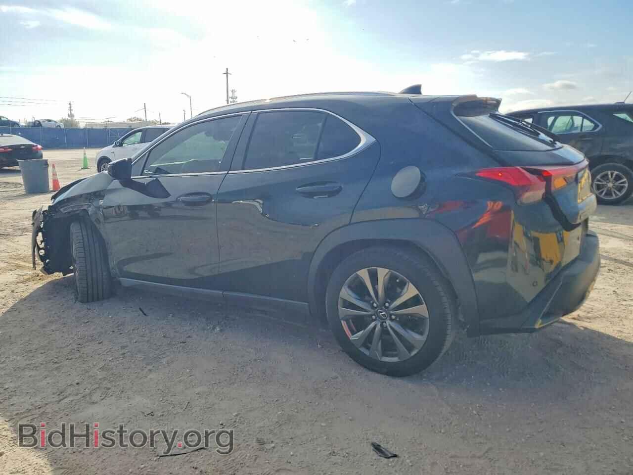 2019 LEXUS UX 200 - VIN: JTHY3JBH1K2018693 - Photo 2