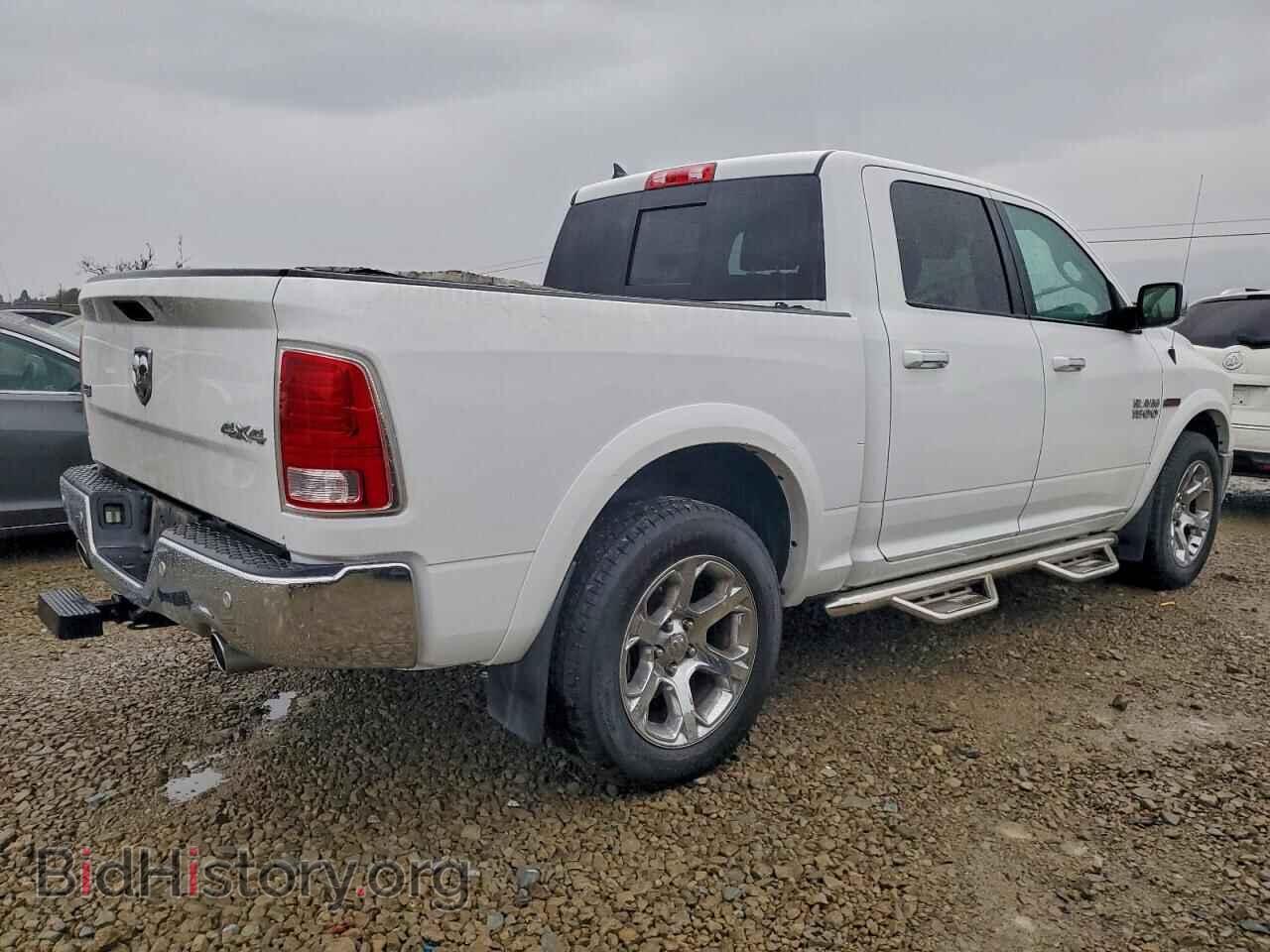 2018 RAM 1500 - VIN: 1C6RR7NM6JS256786 - Фото 3