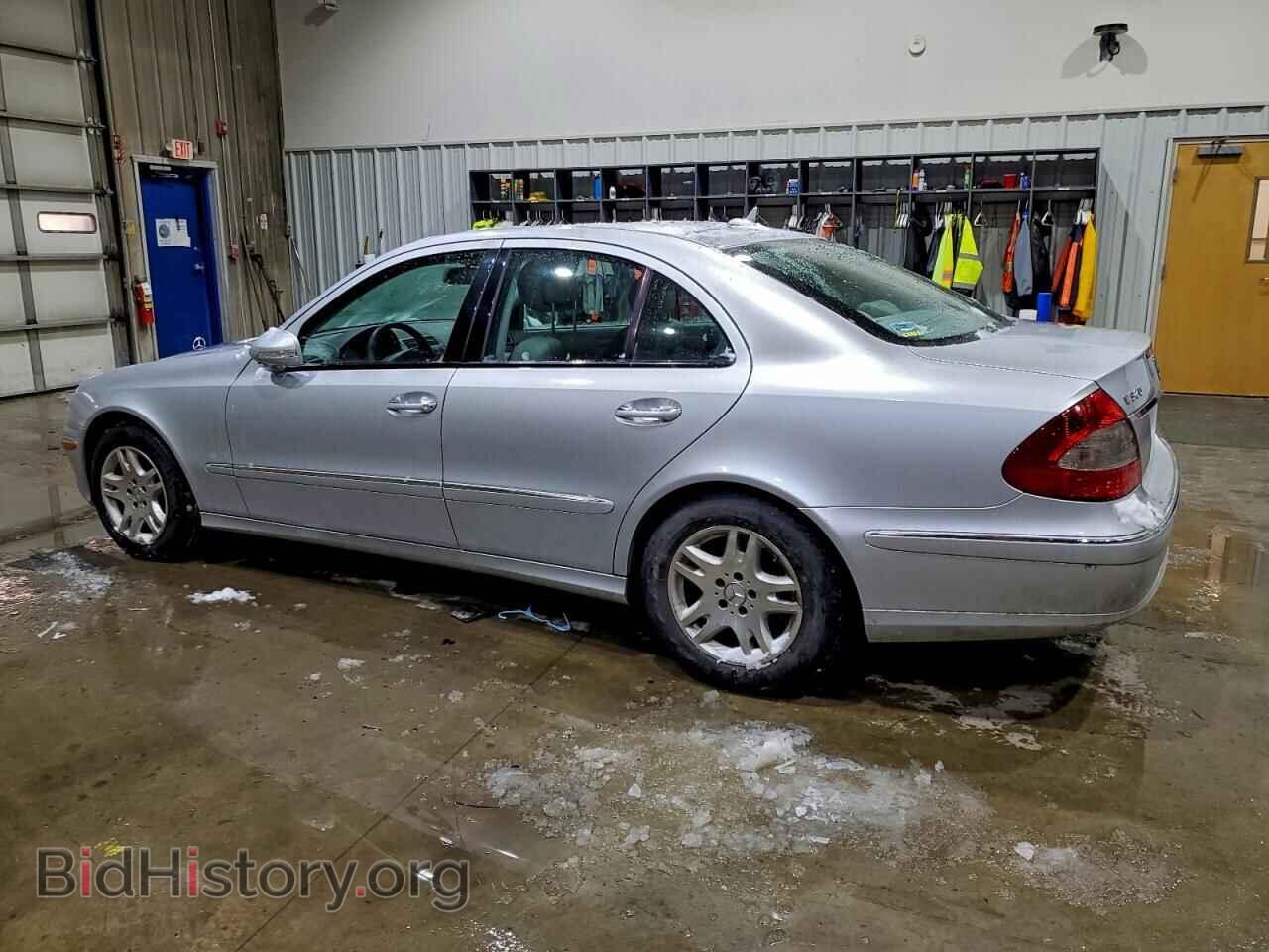 2007 MERCEDES-BENZ E-CLASS - VIN: WDBUF22X77B087284 - Фото 2