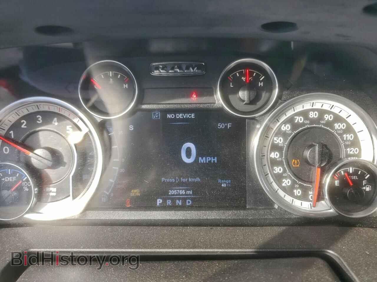 2015 RAM All Models - VIN: 3C6UR5ML5FG708488 - Фото 9