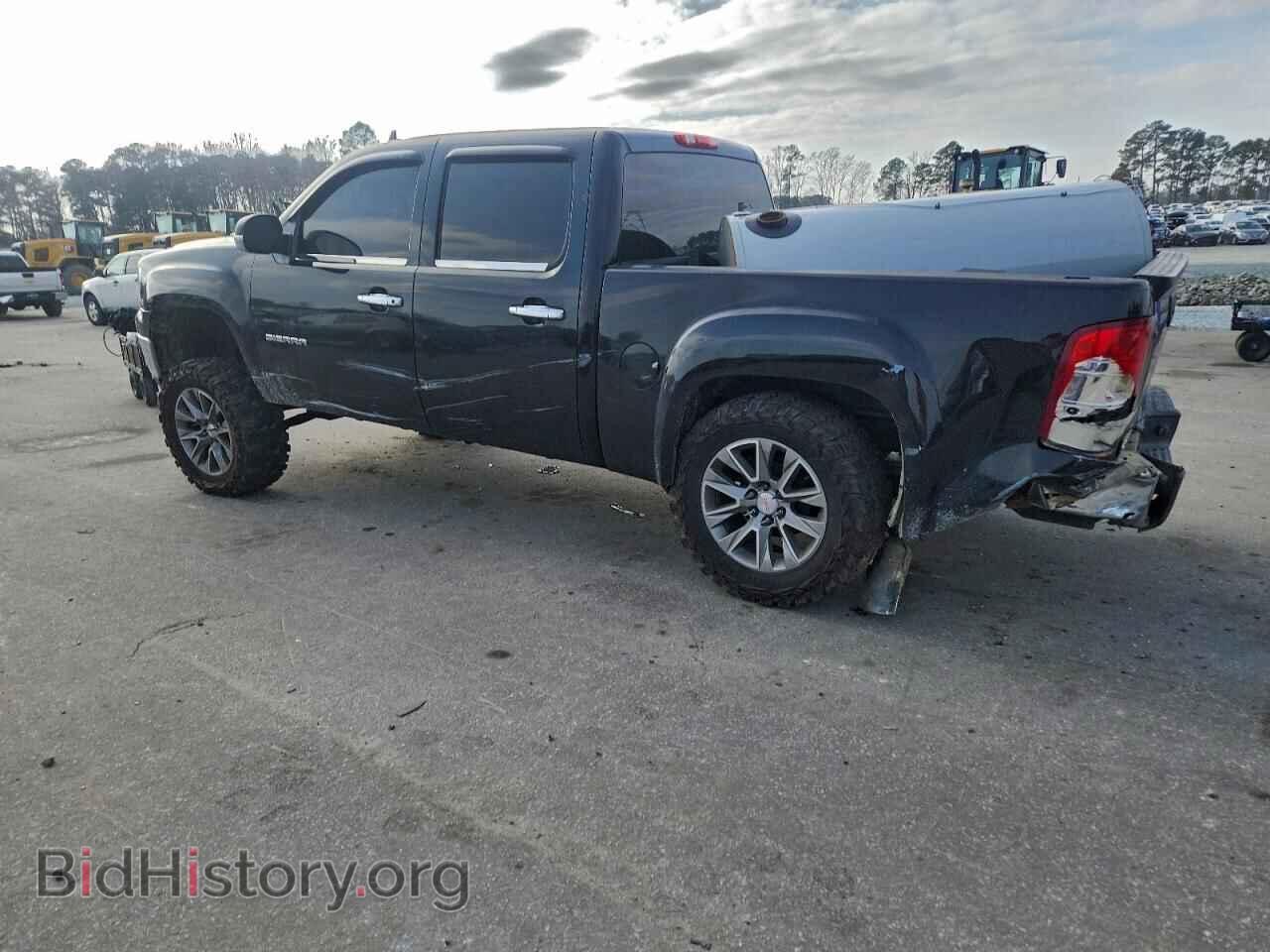 2008 GMC SIERRA - VIN: 3GTEC13C28G273019 - Фото 2