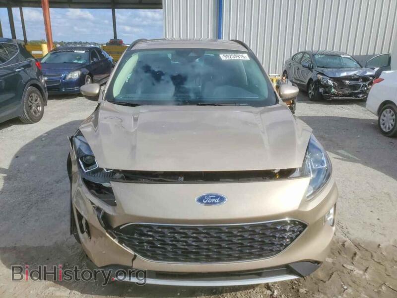2020 Ford ESCAPE (VIN 1FMCU0H61LUA94070) — photo 5 of 15