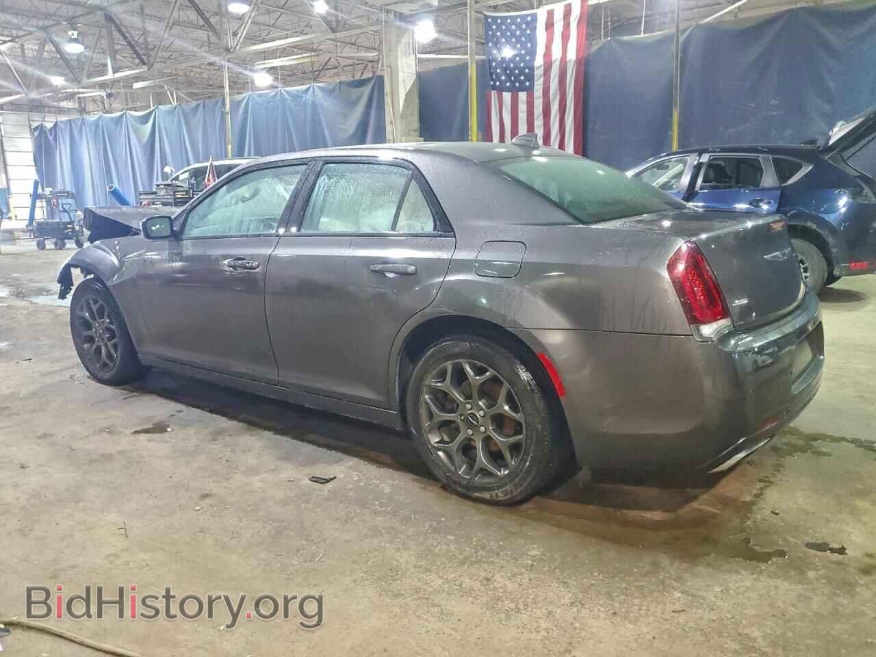 2018 CHRYSLER 300 - VIN: 2C3CCAGG7JH140531 - Photo 2