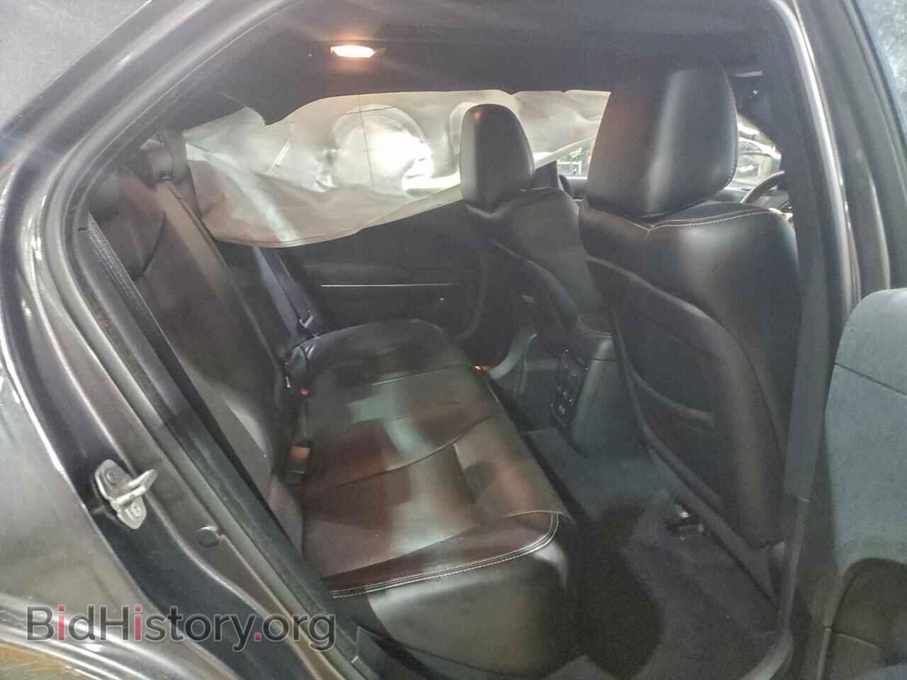 2018 CHRYSLER 300 - VIN: 2C3CCAGG7JH140531 - Photo 10