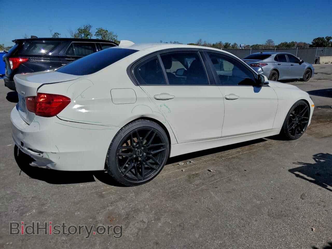 2014 BMW 3 SERIES - VIN: WBA3B5C54EP541608 - Фото 3