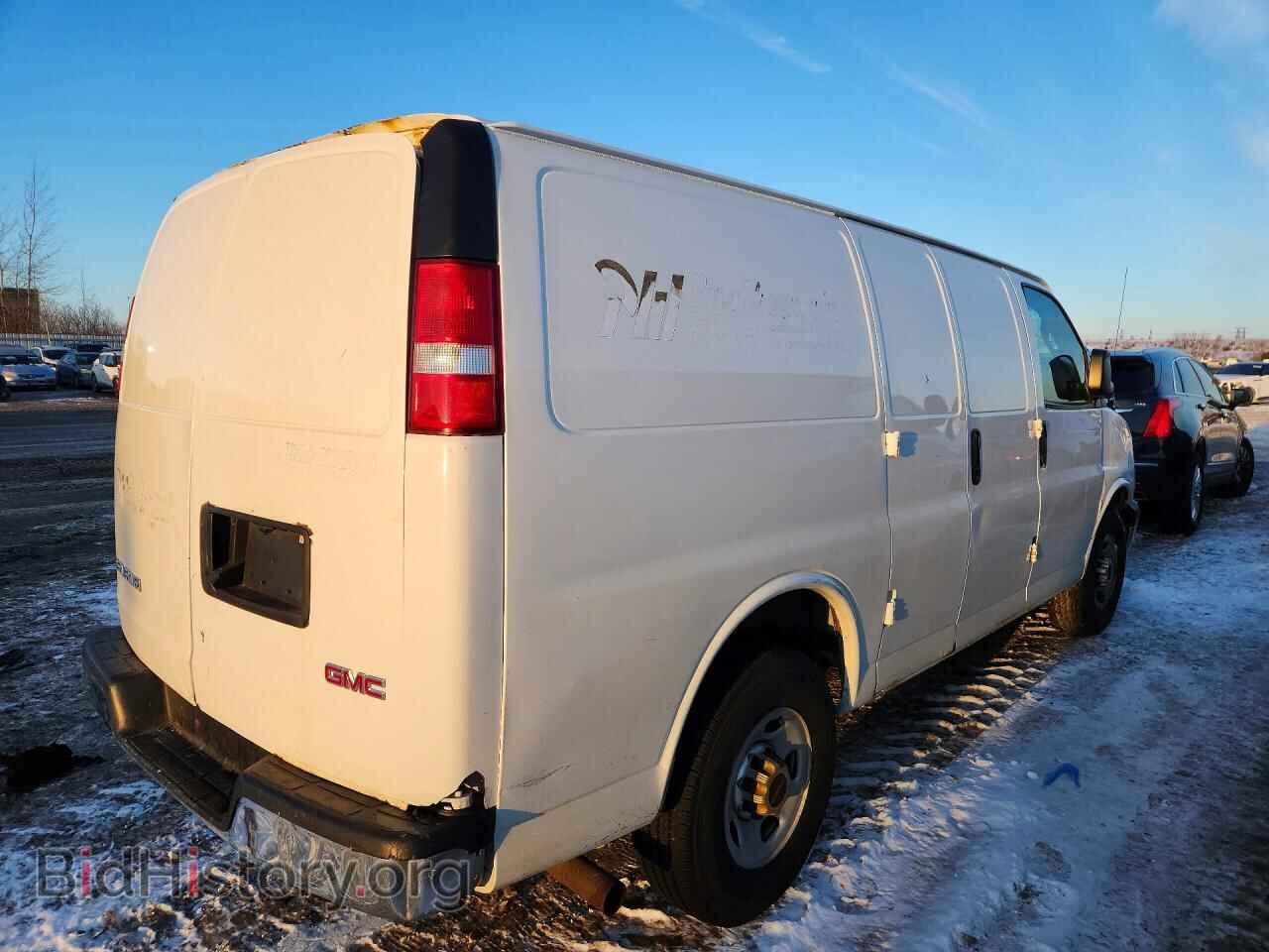 2017 GMC SAVANA - VIN: 1GTW7AFF6H1290533 - Фото 3