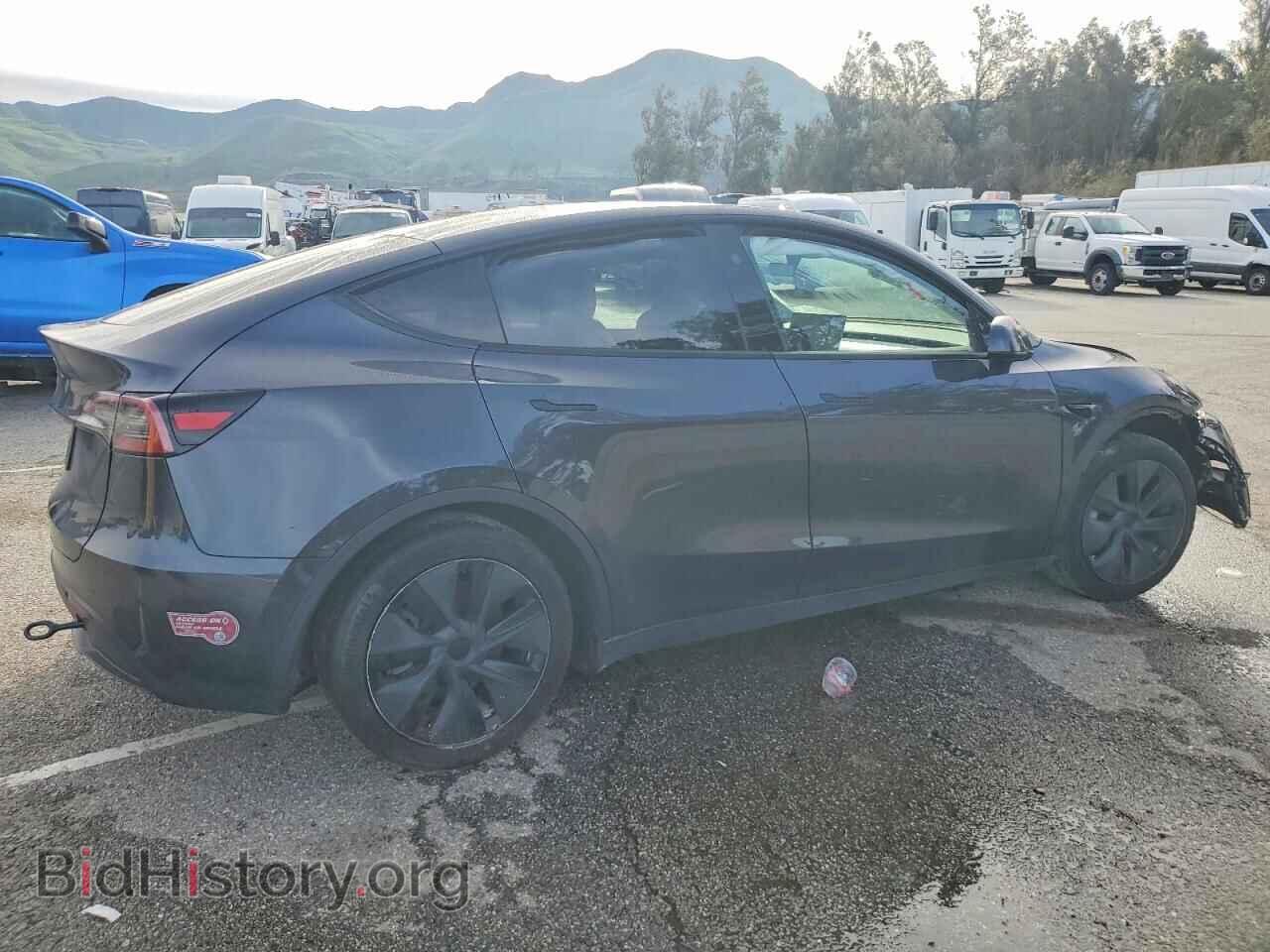2024 TESLA MODEL Y - VIN: 7SAYGDED0RF177408 - Фото 3