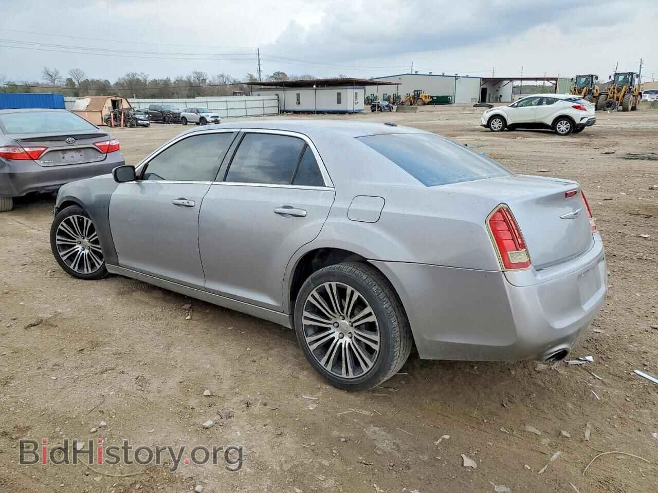 2014 CHRYSLER 300 - VIN: 2C3CCABG7EH120115 - Фото 2