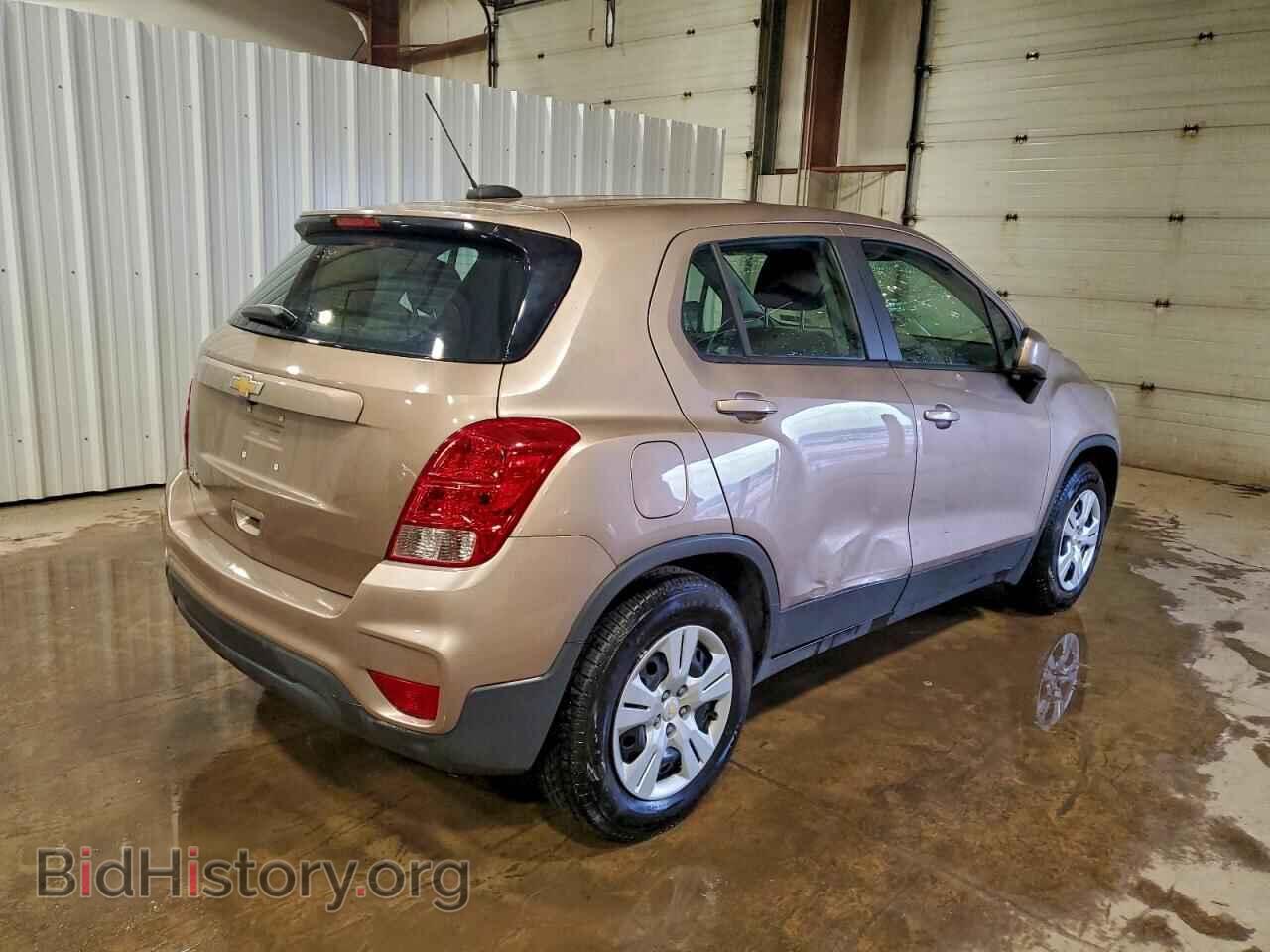 2018 CHEVROLET TRAX - VIN: 3GNCJKSB3JL290511 - Фото 3