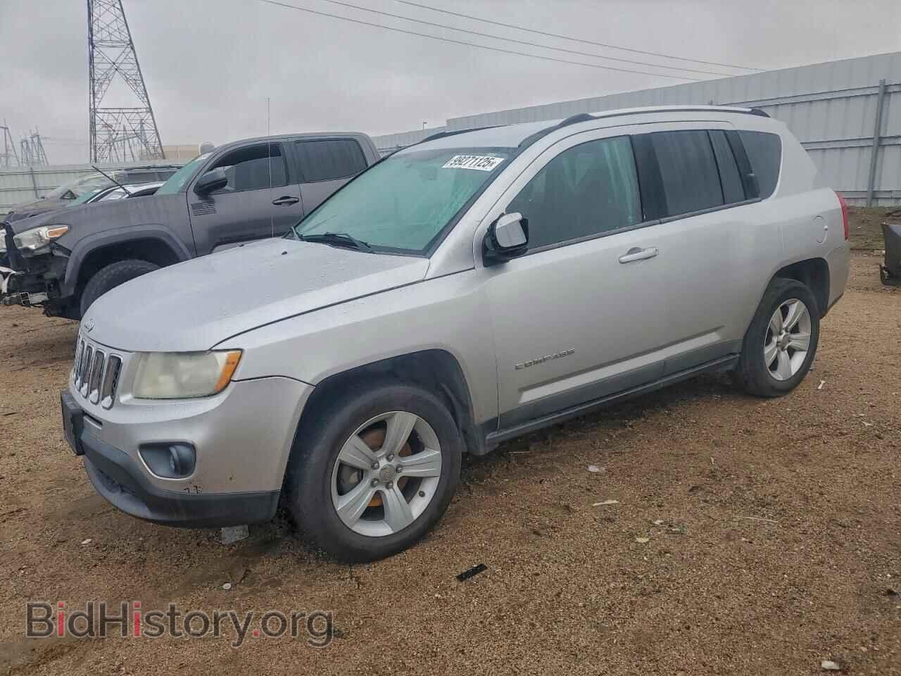 Photo 1J4NT1FB7BD228045 - JEEP COMPASS 2011