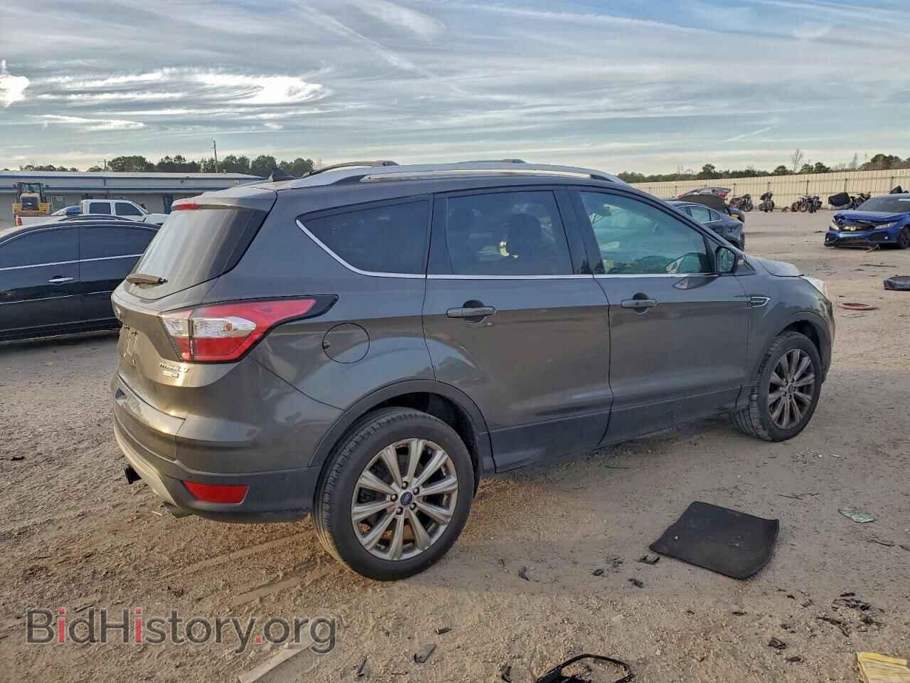2018 FORD ESCAPE - VIN: 1FMCU9J91JUC33801 - Фото 3
