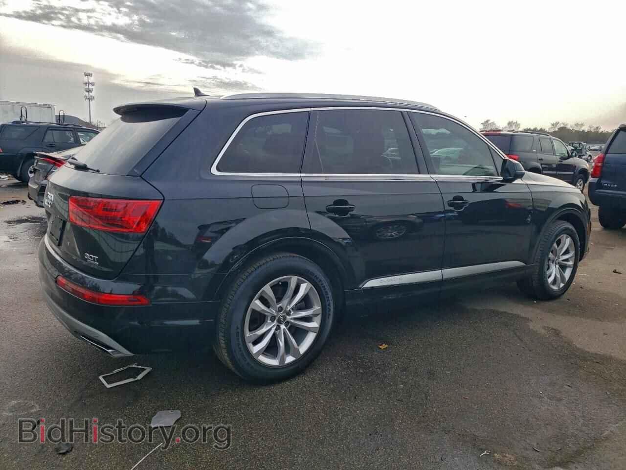 2018 AUDI Q7 - VIN: WA1LAAF7XJD018711 - Фото 3