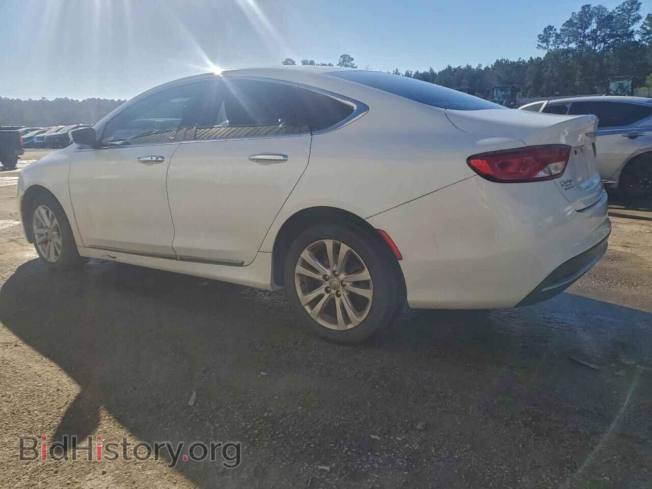 2015 CHRYSLER 200 - VIN: 1C3CCCAB6FN704130 - Фото 2
