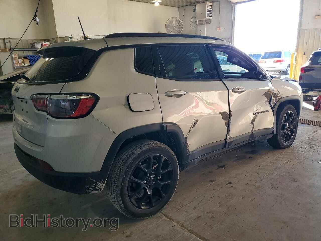 2025 JEEP COMPASS - VIN: 3C4NJDBNXST578020 - Фото 3