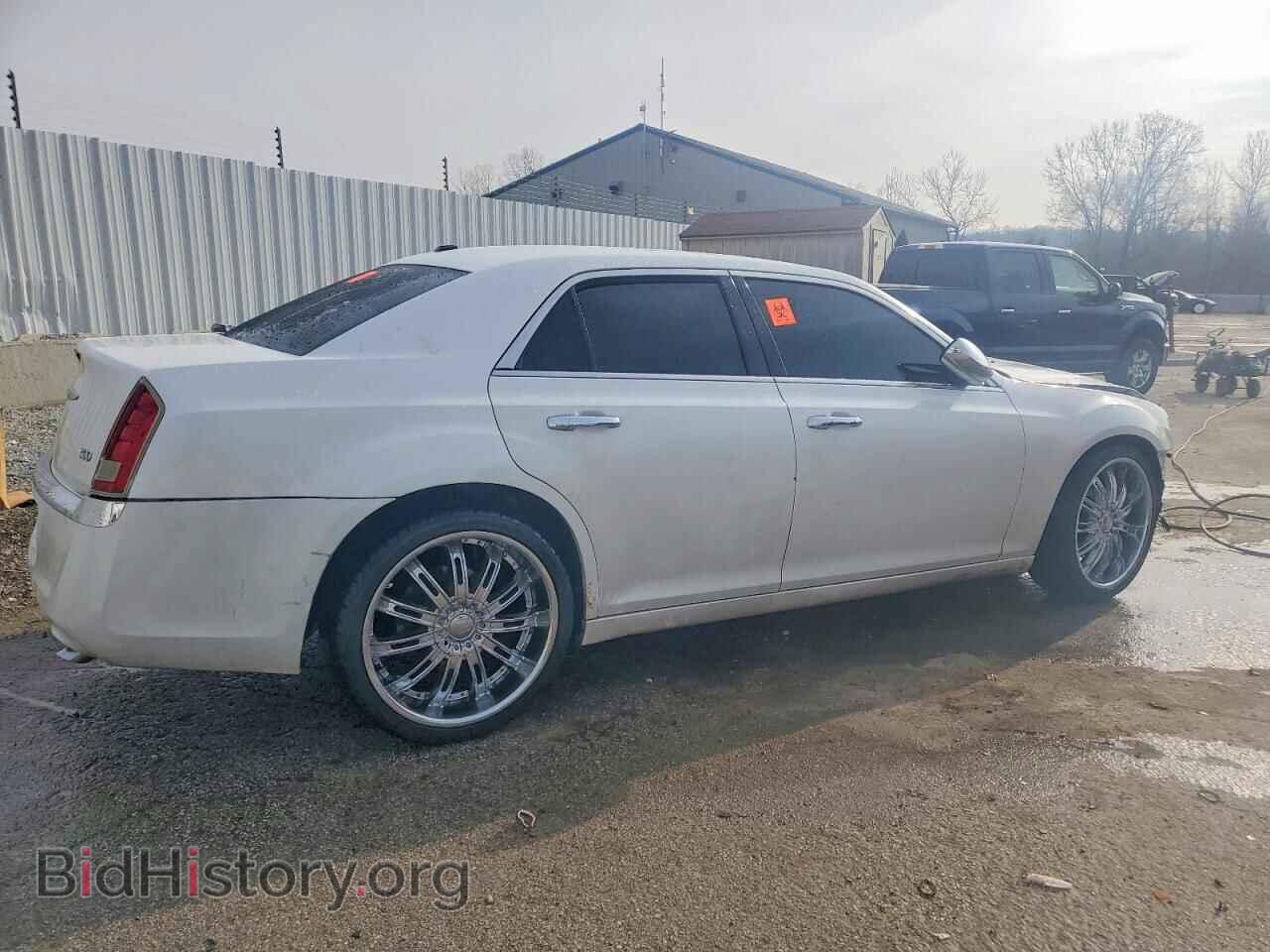 2012 CHRYSLER 300 - VIN: 2C3CCACG0CH138483 - Photo 3