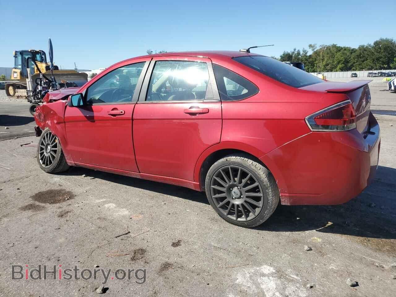 2011 FORD FOCUS - VIN: 1FAHP3GN1BW110076 - Photo 2