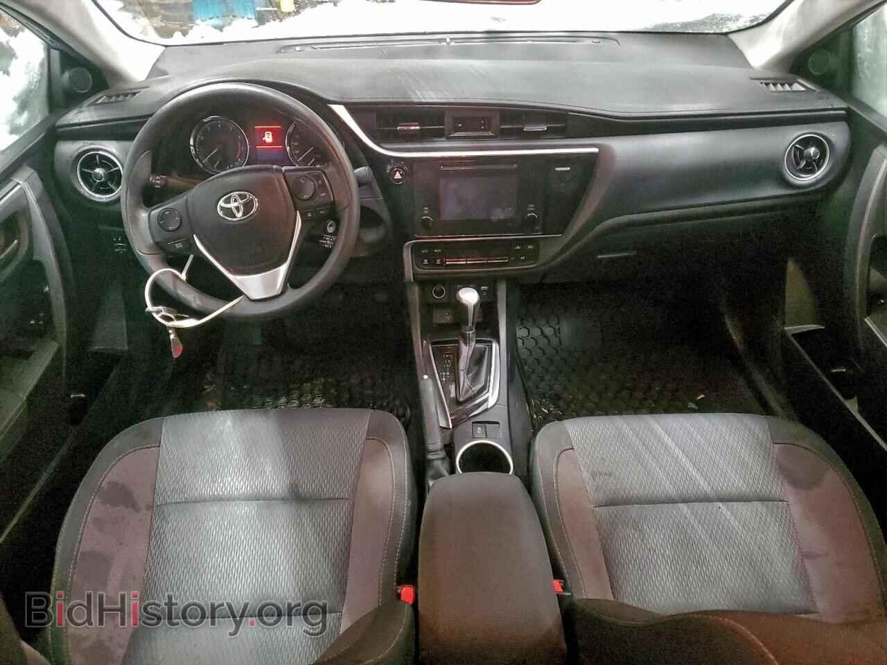 2017 TOYOTA COROLLA - VIN: 2T1BURHE8HC786844 - Фото 8