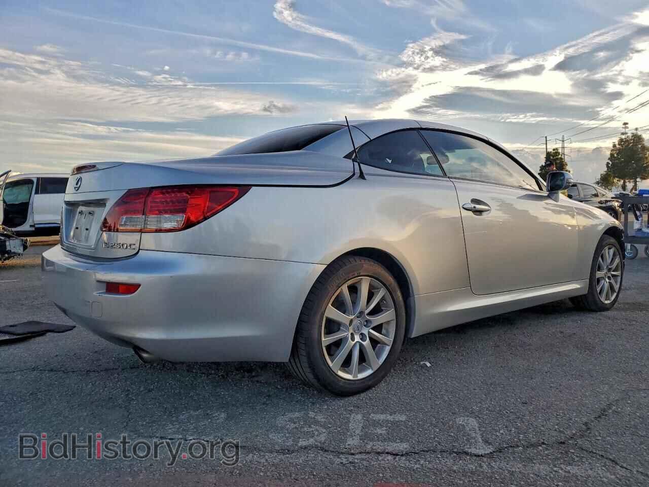 2010 LEXUS IS - VIN: JTHFF2C28A2503247 - Photo 3