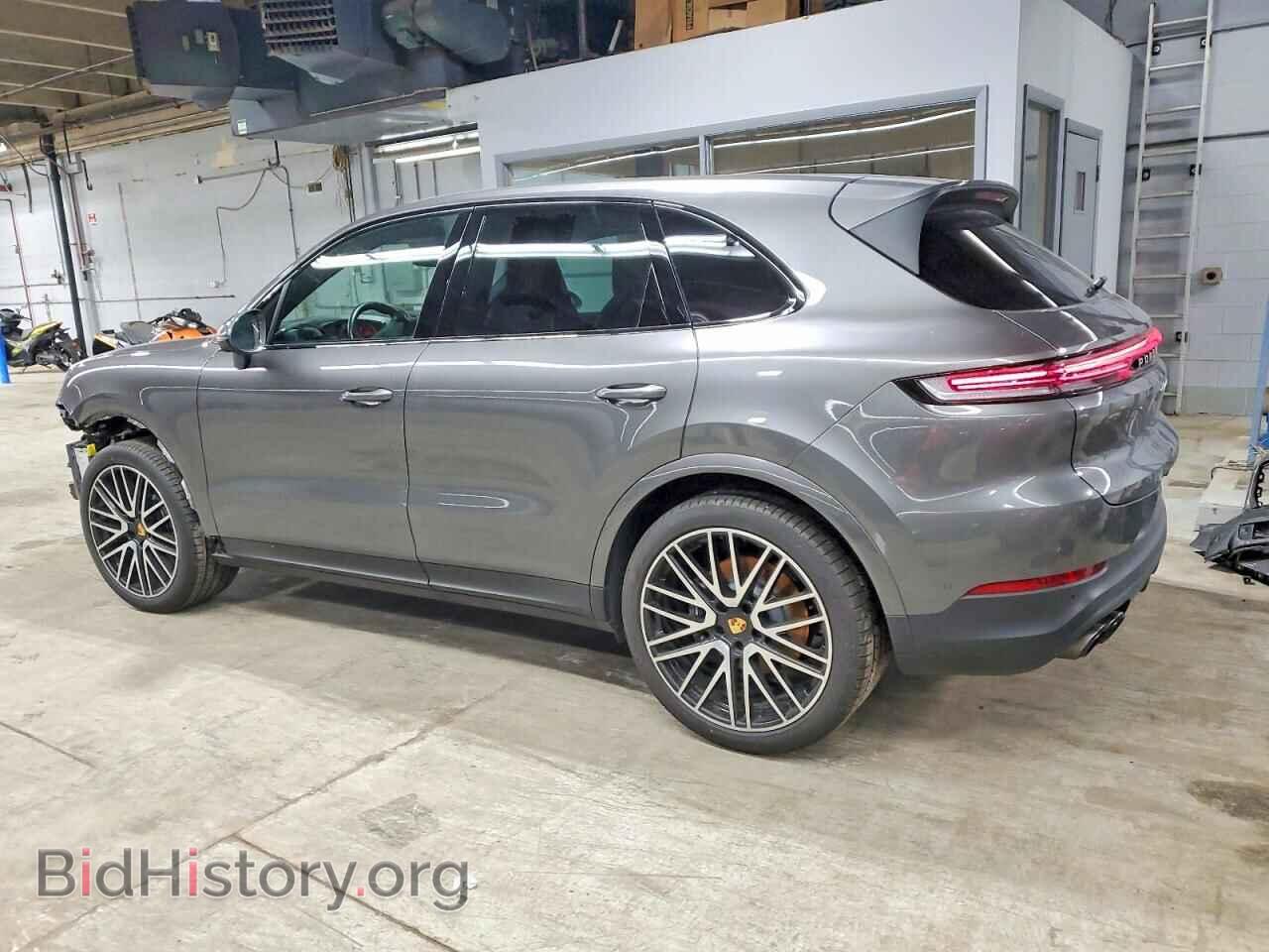 2024 PORSCHE CAYENNE - VIN: WP1AA2AY1RDA14527 - Photo 2
