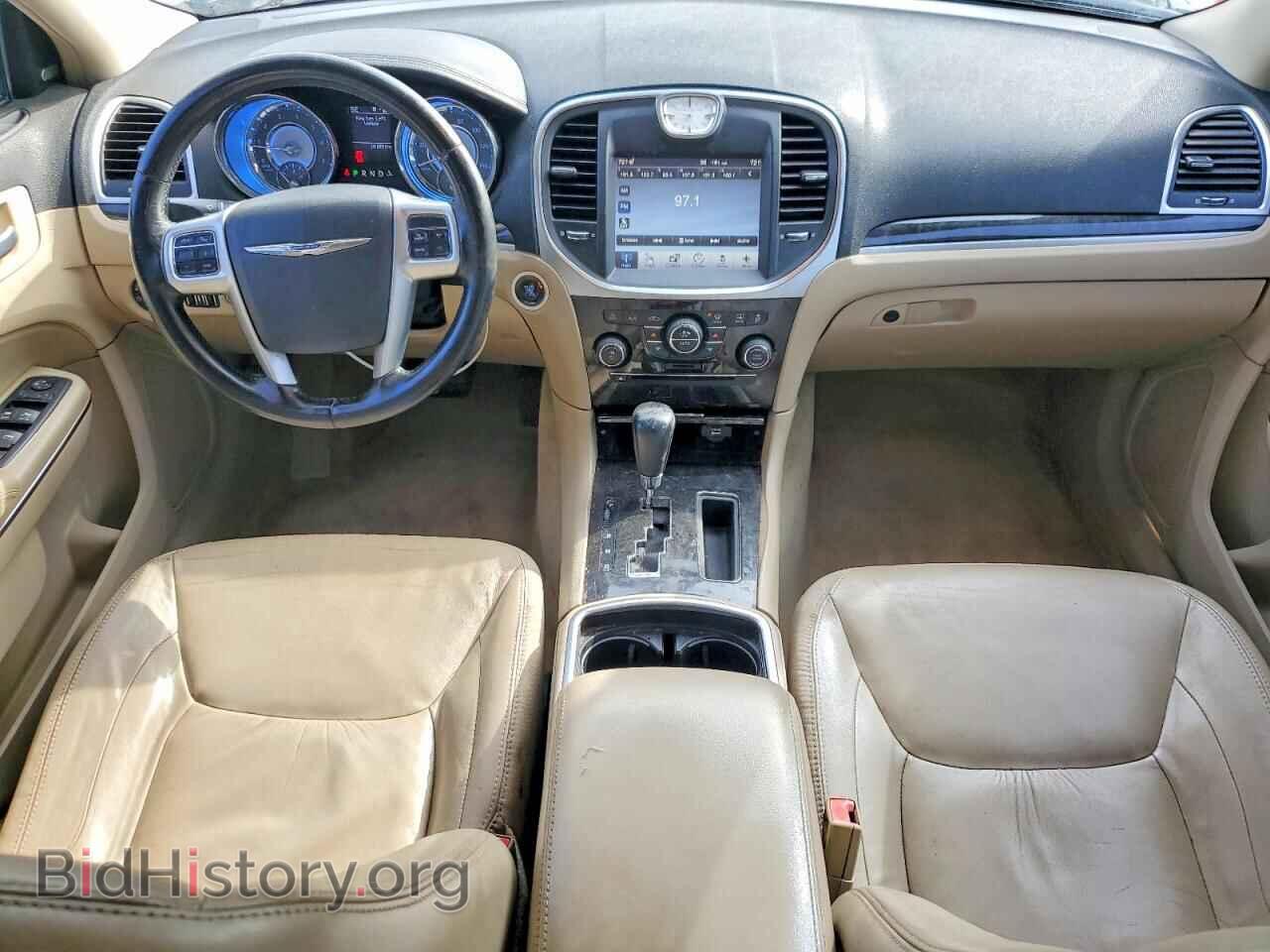 2011 CHRYSLER 300 - VIN: 2C3CA5CG2BH599678 - Фото 8