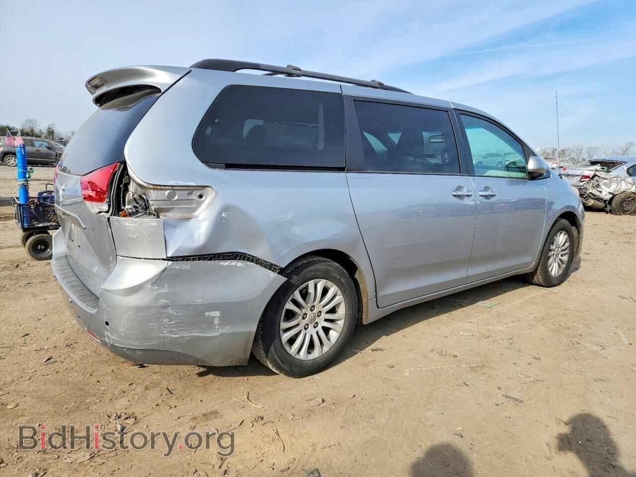 2014 TOYOTA All Models - VIN: 5TDYK3DC2ES484633 - Фото 3