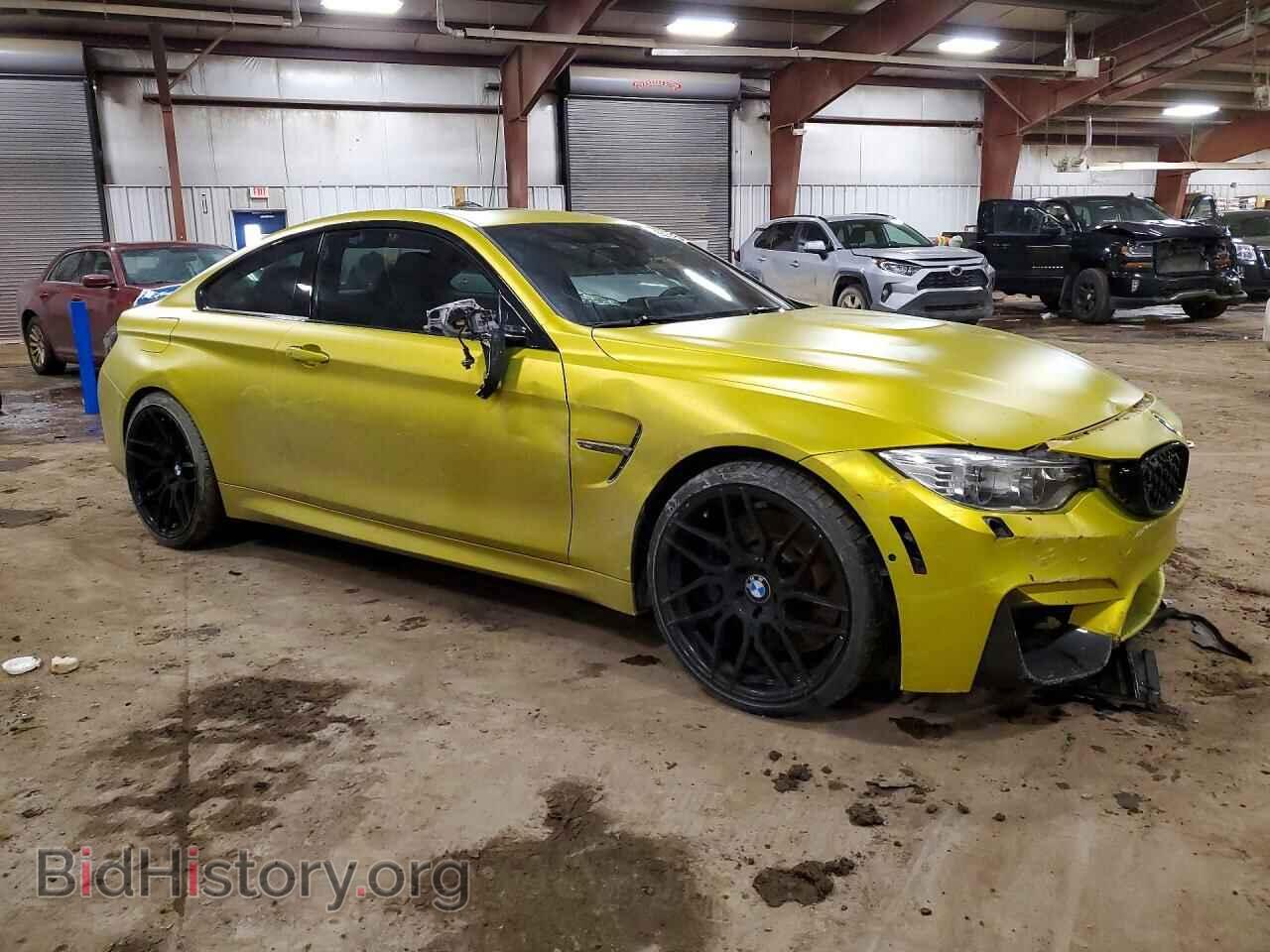 2015 BMW M4 - VIN: WBS3R9C56FK332643 - Фото 4