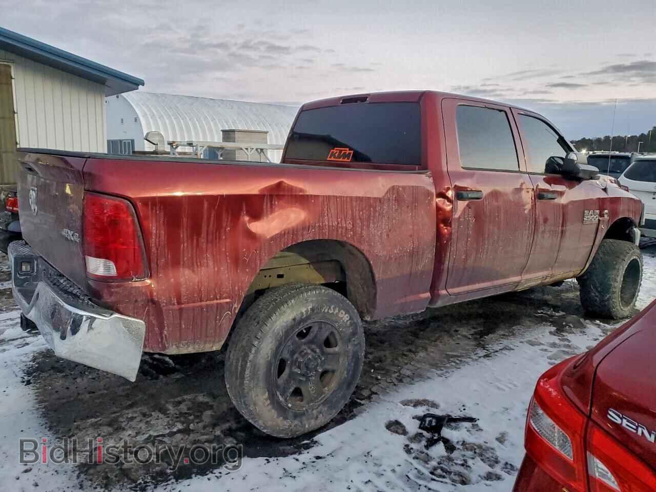 2017 RAM All Models - VIN: 3C6UR5CL1HG781779 - Photo 3
