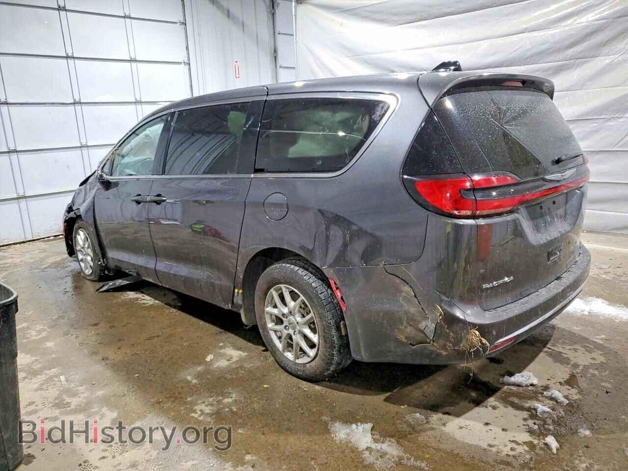 2023 CHRYSLER PACIFICA - VIN: 2C4RC1BGXPR591307 - Фото 2