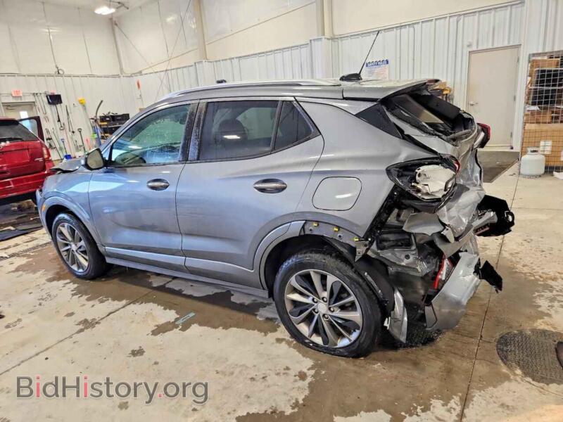 2022 Buick ENCORE (VIN KL4MMBS22NB088250) — photo 2 of 15