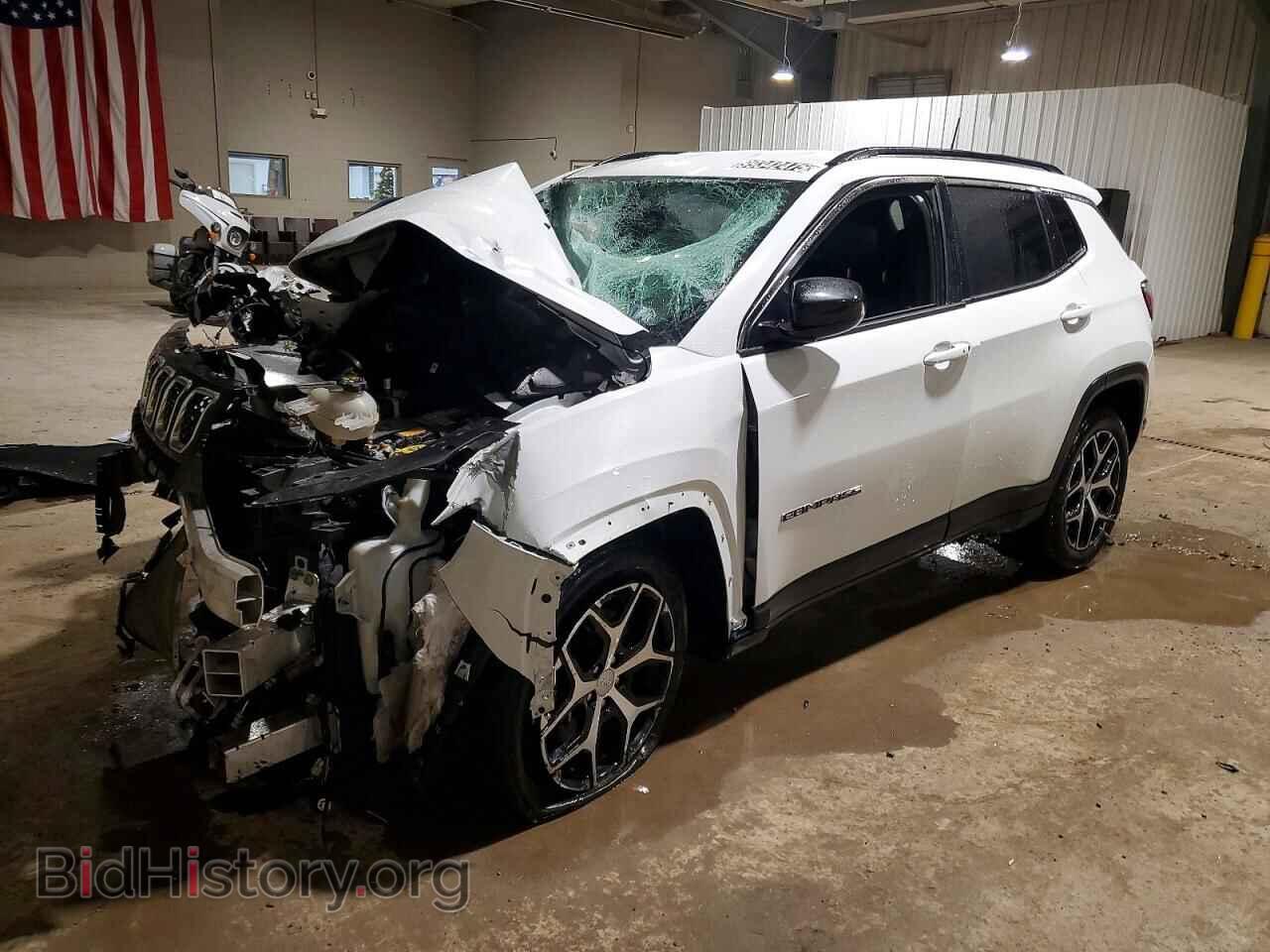Photo 3C4NJDBN3RT598863 - JEEP COMPASS 2024