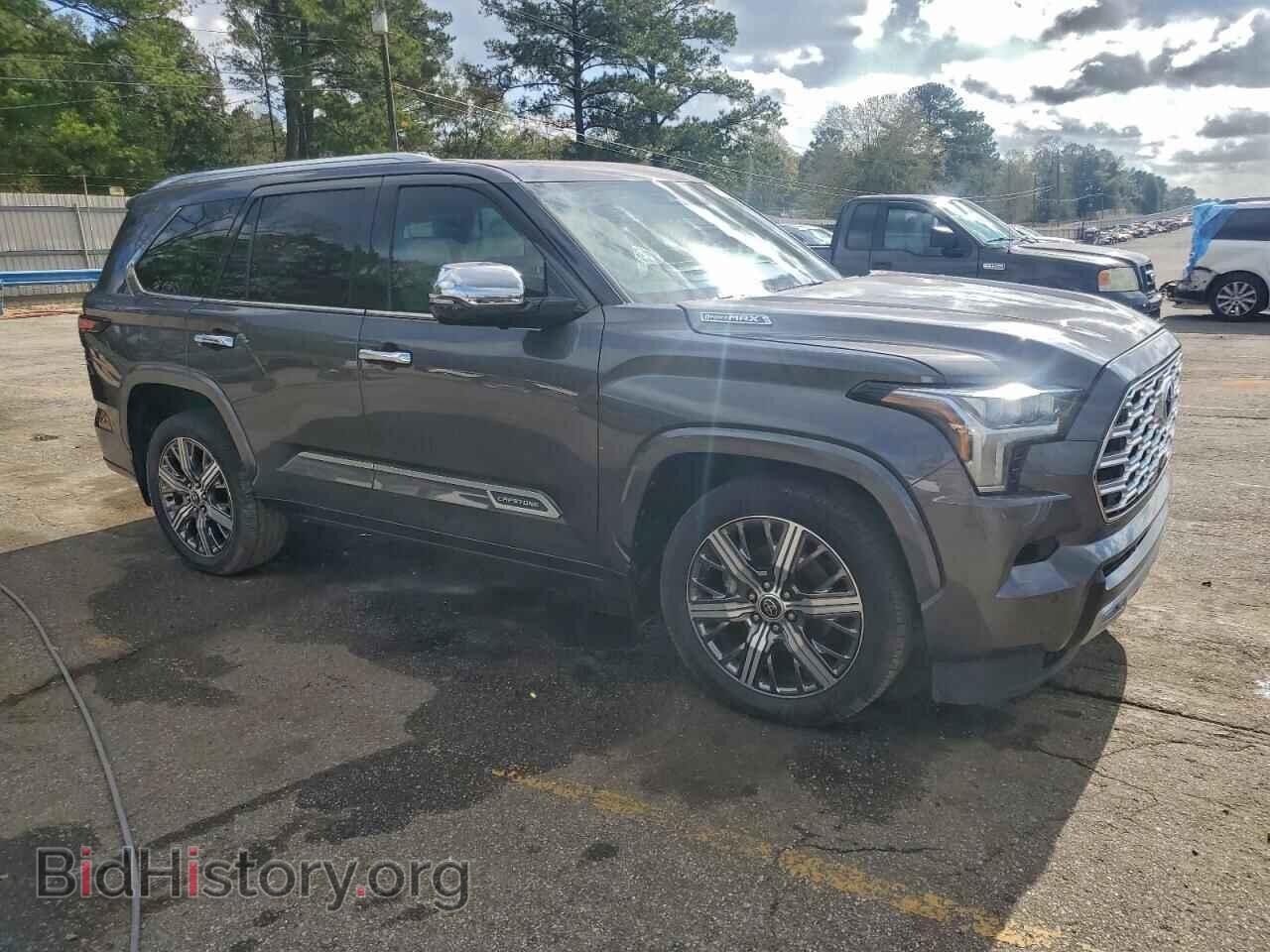 2023 TOYOTA SEQUOIA - VIN: 7SVAAABA9PX009624 - Фото 4