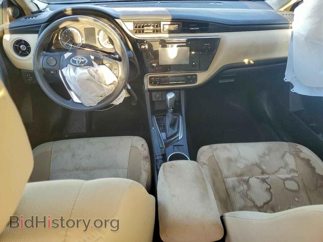 2017 TOYOTA COROLLA - VIN: 2T1BURHE0HC830108 - Фото 8