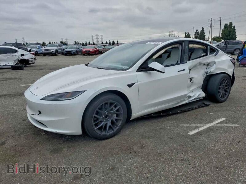 2024 Tesla MODEL 3 (VIN 5YJ3E1EAXRF832028) — photo 1 of 14, Copart, damage: side