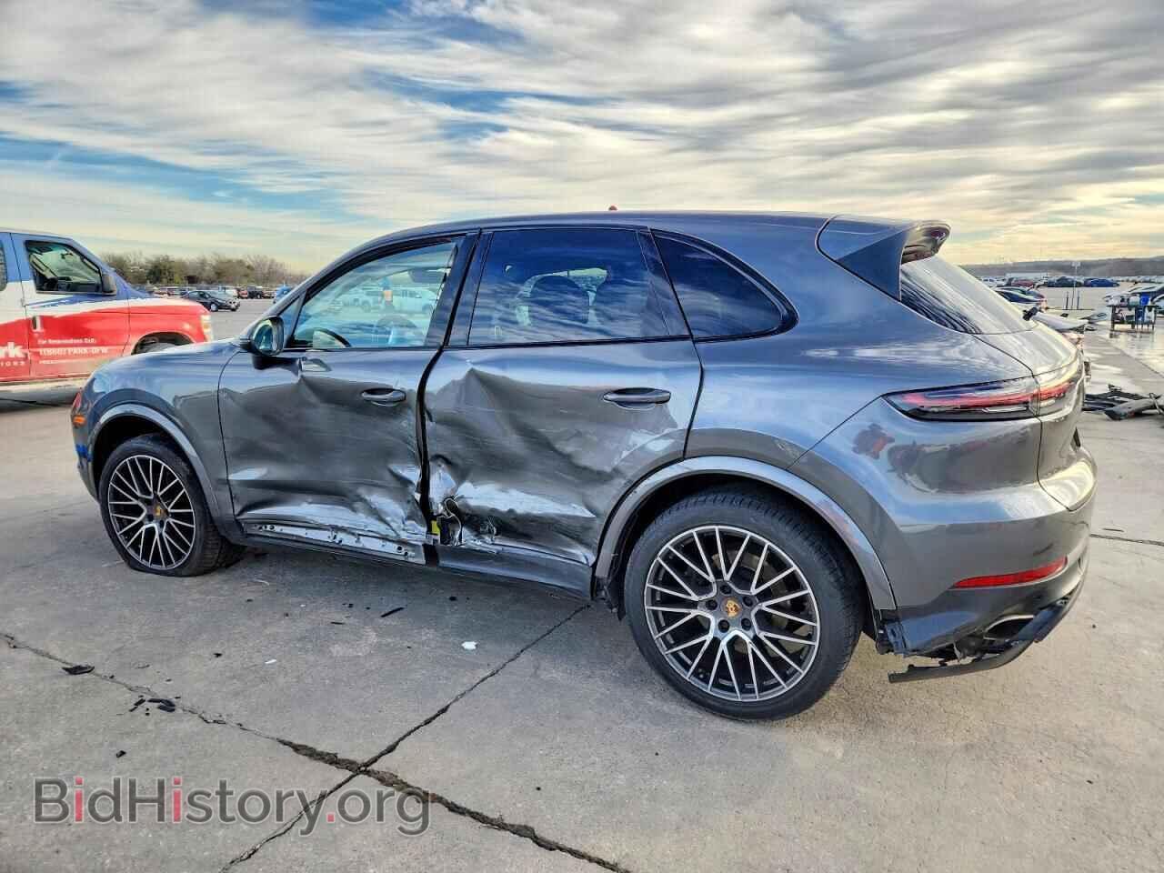 2020 PORSCHE CAYENNE - VIN: WP1AA2AY9LDA00138 - Photo 2