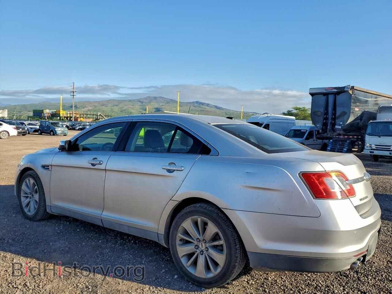 2011 FORD TAURUS - VIN: 1FAHP2FW9BG157449 - Фото 2