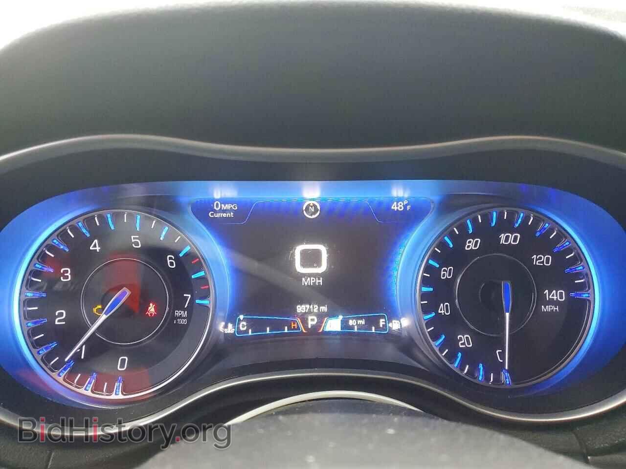 2016 CHRYSLER 300 - VIN: 2C3CCARG4GH270546 - Фото 9