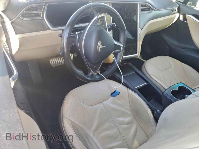 2013 Tesla MODEL S (VIN 5YJSA1CP6DFP14646) — photo 8 of 12