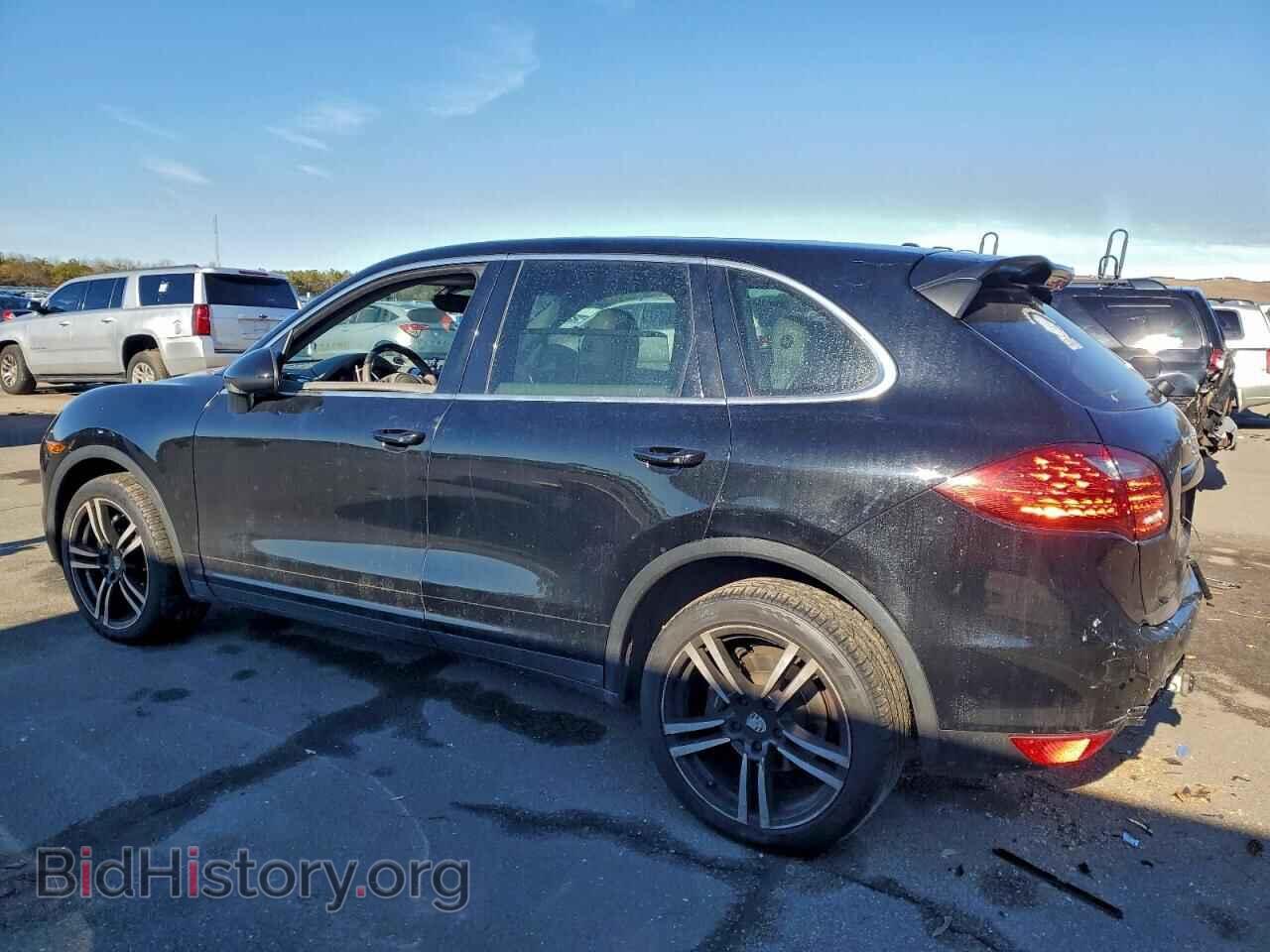 2013 PORSCHE CAYENNE - VIN: WP1AA2A26DLA05414 - Photo 2