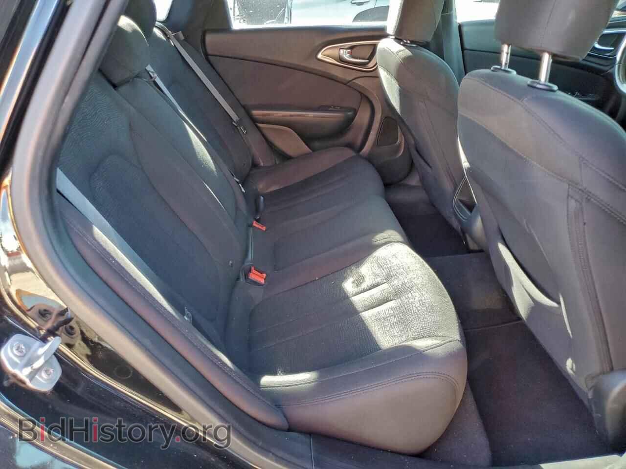 2016 CHRYSLER 200 - VIN: 1C3CCCAB8GN108129 - Фото 10