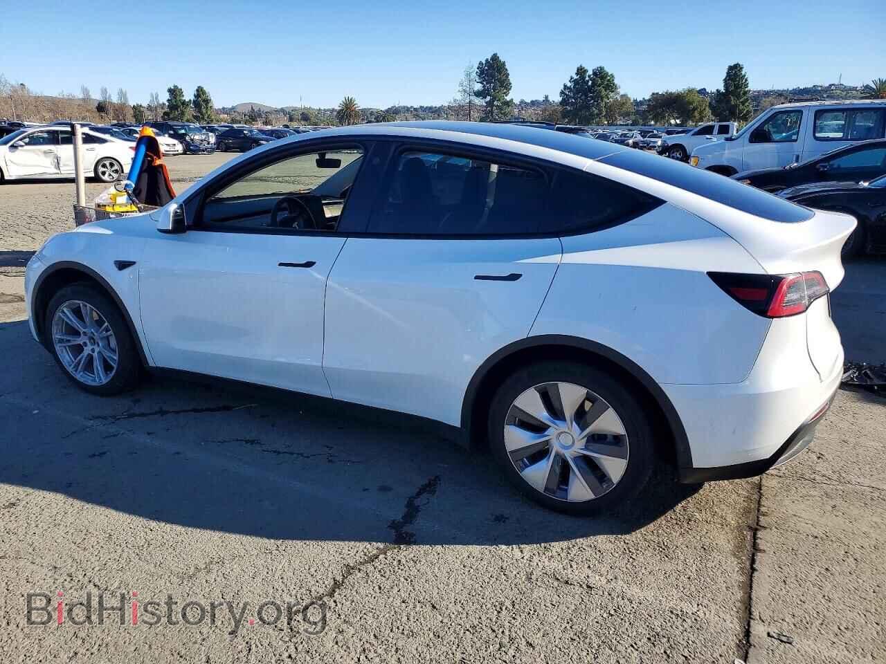 2023 TESLA MODEL Y - VIN: 7SAYGDEEXPF683852 - Photo 2