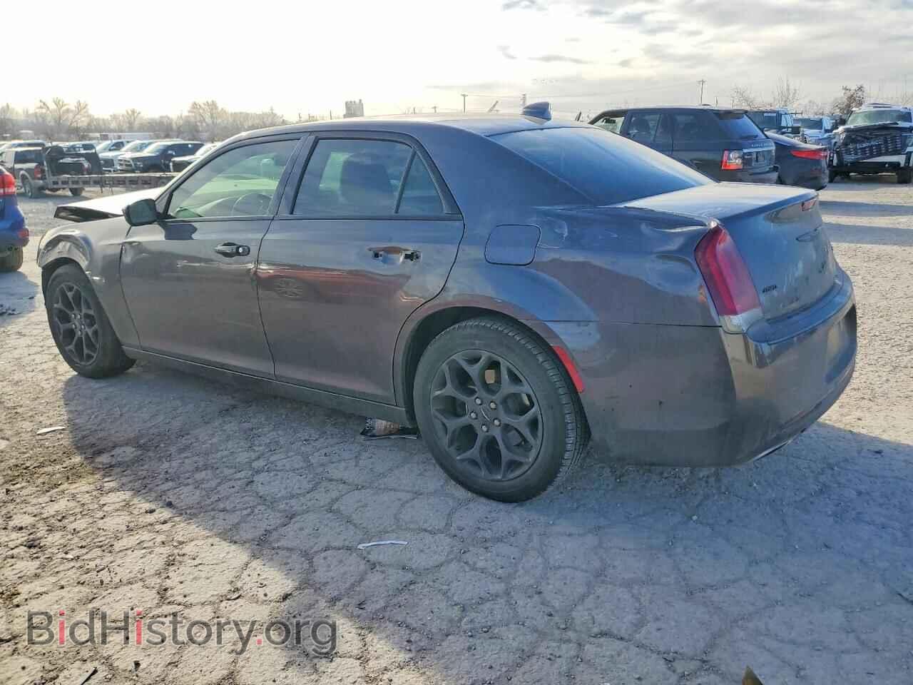 2020 CHRYSLER 300 - VIN: 2C3CCARG1LH233688 - Фото 2