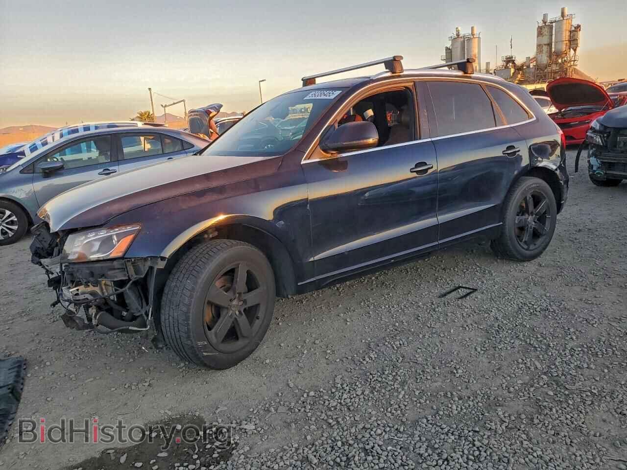 Photo WA1LFAFPXBA063815 - AUDI Q5 2011