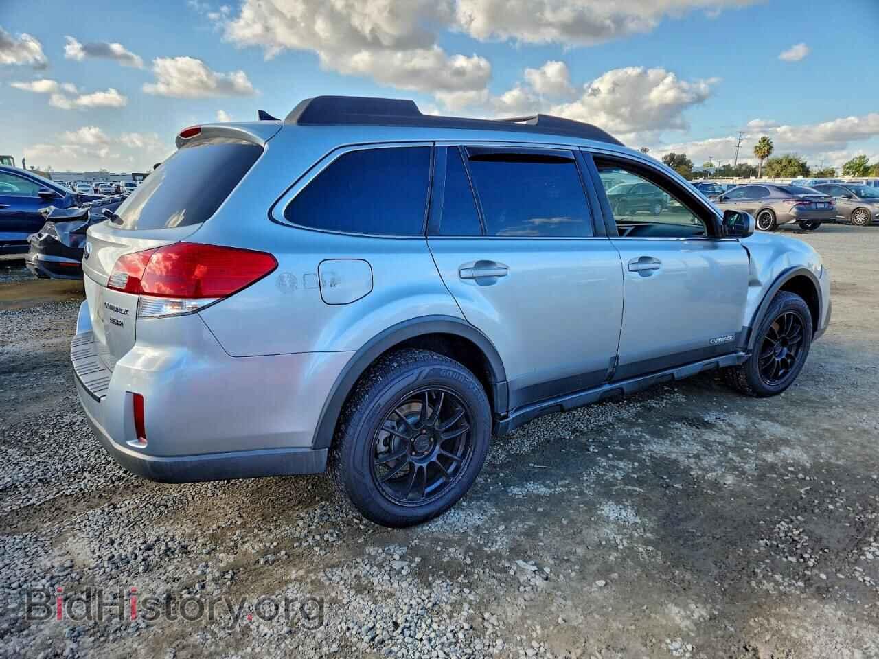 2014 SUBARU OUTBACK - VIN: 4S4BRDMC4E2301355 - Photo 3