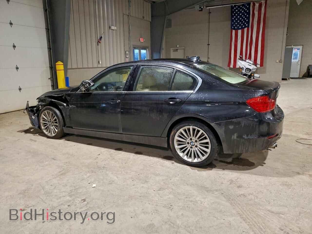 2013 BMW 3 SERIES - VIN: WBA3B5G58DNS04332 - Фото 2